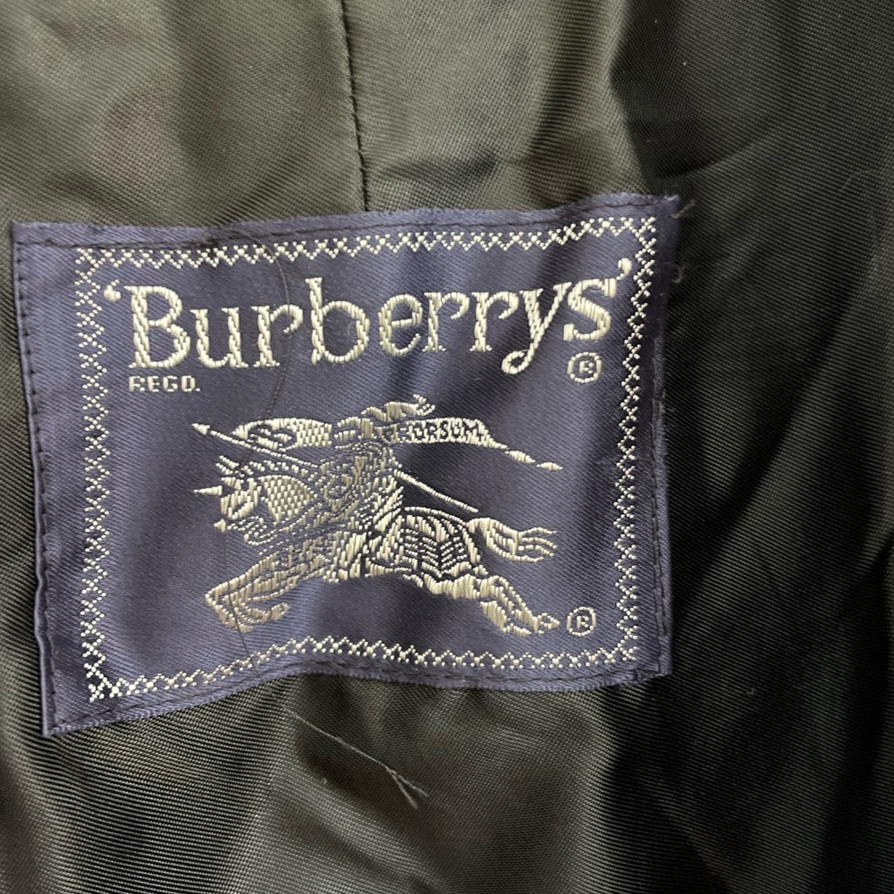 Burberry Men’s 2XL Double-Breasted Belted Long Trench Coat in Black - Picture 4 of 11